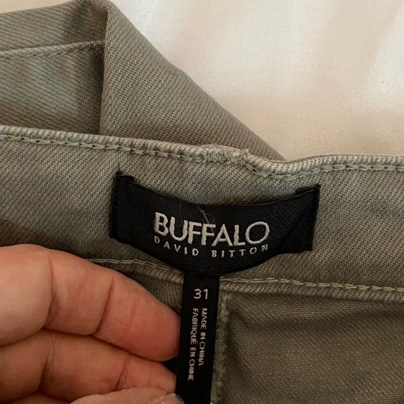 Buffalo jeans 31 waist 25 length unfinished edges - Picture 8 of 9